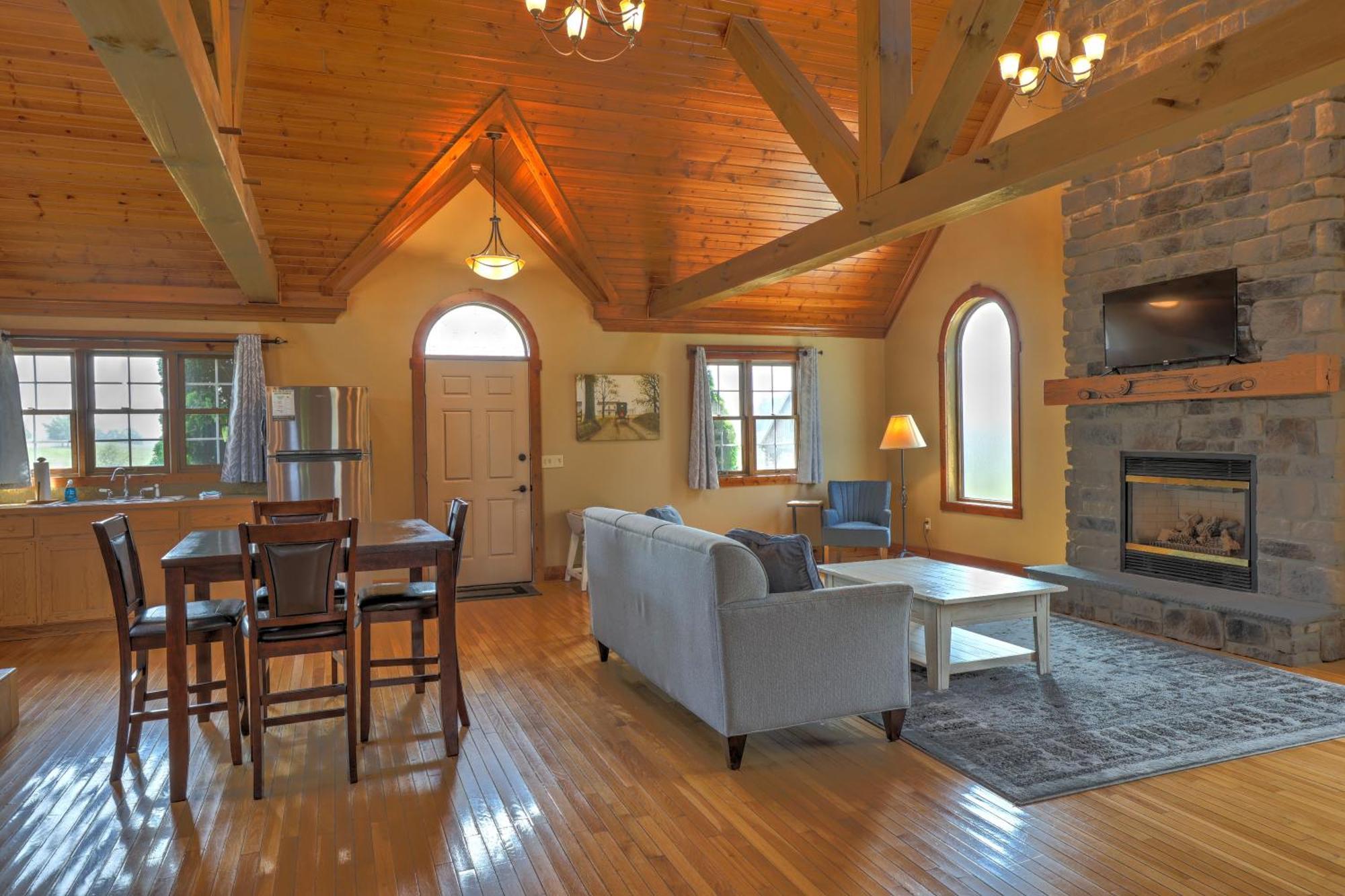 Premier Cottages By Amish Country Lodging Berlin Exterior foto